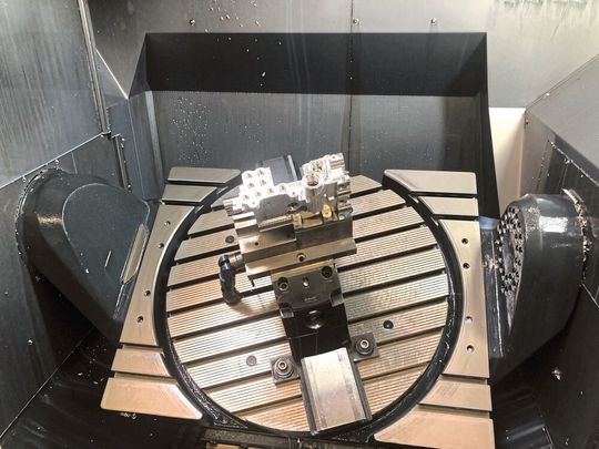Für die Fertigung kundenspezifischer Hydraulikblöcke ist eine zuverlässiger CAD/CAM-Prozess wichtig. Für die Fertigung kundenspezifischer Hydraulikblöcke ist eine zuverlässiger CAD/CAM-Prozess wichtig.