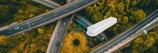 Via GPS zeichnet der Goodyear Fleet Tracker die Route eines Fahrzeugs und seine Kilometerleistung kontinuierlich auf. Der aktuelle Standort wird dabei alle 15 min registriert und in die Cloud übertragen. Via GPS zeichnet der Goodyear Fleet Tracker die Route eines Fahrzeugs und seine Kilometerleistung kontinuierlich auf. Der aktuelle Standort wird dabei alle 15 min registriert und in die Cloud übertragen.