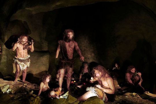 Neanderthals and modern humans have mixed and exchanged genes several times over the millennia. Researchers have discovered that people who have inherited a gene variant for an ion channel from Neanderthals have a lower pain threshold. Neanderthals and modern humans have mixed and exchanged genes several times over the millennia. Researchers have discovered that people who have inherited a gene variant for an ion channel from Neanderthals have a lower pain threshold.