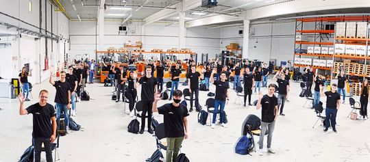 Alleine im Stammhaus Hamburg begrüßt Still zum Ausbildungsstart 36 neue „Logistikhelden“. Alleine im Stammhaus Hamburg begrüßt Still zum Ausbildungsstart 36 neue „Logistikhelden“.