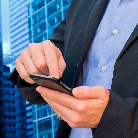 MAM (Mobile Application Management) hilft bei der Bereitstellung und beim Management von Unternehmensanwendungen auf mobilen Endgeräten. MAM (Mobile Application Management) hilft bei der Bereitstellung und beim Management von Unternehmensanwendungen auf mobilen Endgeräten.