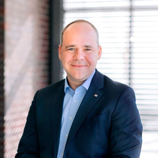Tobias van Wickeren zeichnet seit August für den indirekten Vertrieb bei Ricoh Deutschland verantwortlich. Tobias van Wickeren zeichnet seit August für den indirekten Vertrieb bei Ricoh Deutschland verantwortlich.