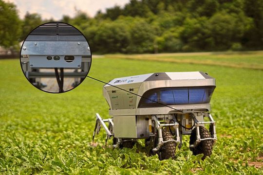 Agrarroboter „Rowesys“ mit Kameraschutzgehäuse von Autovimation Agrarroboter „Rowesys“ mit Kameraschutzgehäuse von Autovimation