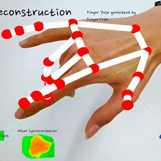 Miniatur-Wärmebildkameras und ein Deep-Learning-Algorithmus tracken die Handbewegung. Miniatur-Wärmebildkameras und ein Deep-Learning-Algorithmus tracken die Handbewegung.