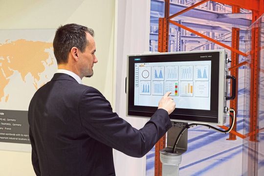 Das Datenmanementsystem TIM ermöglicht durch die Vorgabe bedarfsbezogener Wartungsarbeiten und Pflege technischer Anlagen eine vorausschauende Instandhaltung. Das Datenmanementsystem TIM ermöglicht durch die Vorgabe bedarfsbezogener Wartungsarbeiten und Pflege technischer Anlagen eine vorausschauende Instandhaltung.