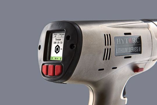 Die in den Akku-Schrauber integrierte Torc-Sense-Technology misst das Drehmoment beim Verschrauben exakt.