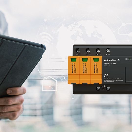 Der neue Überspannungsschutzableiter vom Typ VPU AC IoT vereint die Funktionen eines leistungsstarken Überspannungsschutzes mit denen eines intelligenten IoT-Geräts. Der neue Überspannungsschutzableiter vom Typ VPU AC IoT vereint die Funktionen eines leistungsstarken Überspannungsschutzes mit denen eines intelligenten IoT-Geräts.