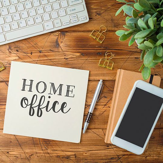 Bei einer Umfrage des Fraunhofer-Instituts für Angewandte Informationstechnik FIT geben 90 Prozent an, dass sie mit der Arbeit im Home-Office zufrieden sind. Bei einer Umfrage des Fraunhofer-Instituts für Angewandte Informationstechnik FIT geben 90 Prozent an, dass sie mit der Arbeit im Home-Office zufrieden sind.
