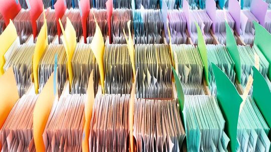 Die eAkte eröffnet auch in der Beschaffung Einsparpotzenziale Die eAkte eröffnet auch in der Beschaffung Einsparpotzenziale