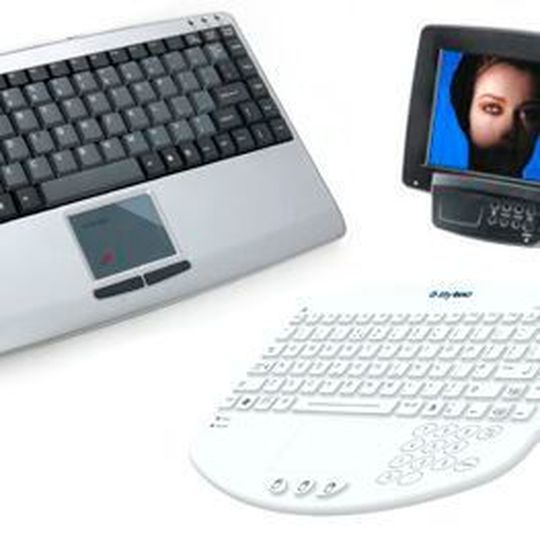 Interaktion ohne Maus: Die Generation 4 des Trackpad GlidePoint von Cirque. Interaktion ohne Maus: Die Generation 4 des Trackpad GlidePoint von Cirque.