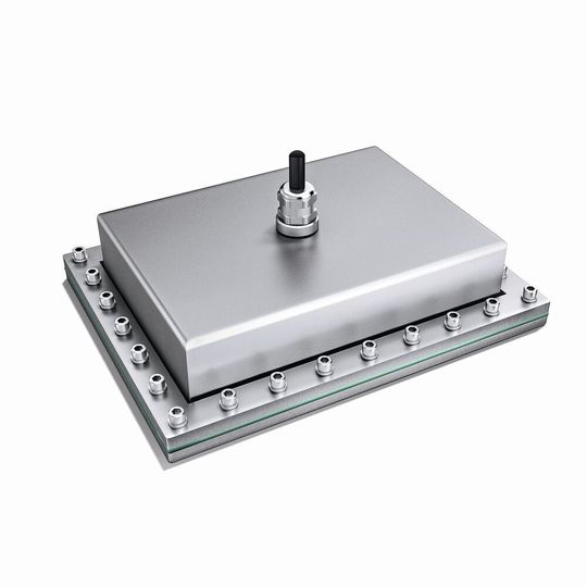 Optimal angepasst an die innovativen Features des Generators sorgen die neuen Hochfrequenzschwinger Sonoplate HF für eine optimale Schallabgabe und damit Kavitationsströmung. Optimal angepasst an die innovativen Features des Generators sorgen die neuen Hochfrequenzschwinger Sonoplate HF für eine optimale Schallabgabe und damit Kavitationsströmung.