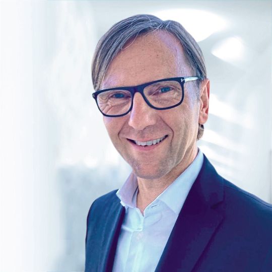 Gerhard Knoch ist seit Juli 2020 einer der Geschäftsführer bei Procad. Gerhard Knoch ist seit Juli 2020 einer der Geschäftsführer bei Procad.