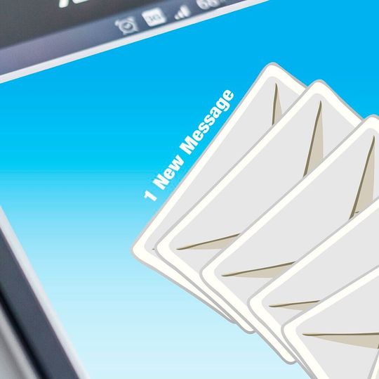Sender Policy Framework (SPF) ist ein Verfahren zur Erkennung von unberechtigtem E-Mail-Versand. Sender Policy Framework (SPF) ist ein Verfahren zur Erkennung von unberechtigtem E-Mail-Versand.