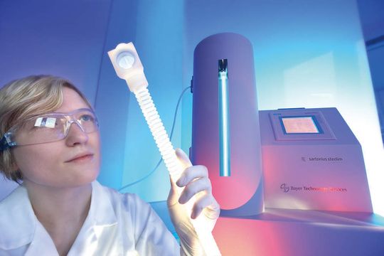 Das UVivatec-System eignet sich für Anwendungen (Virusinaktivierung) im Labormaßstab. Das UVivatec-System eignet sich für Anwendungen (Virusinaktivierung) im Labormaßstab.