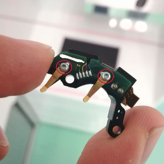 Der Steigung der Delta-PT-Schraube für Cochlea-Implantate liegt ein Optimum von großer Vorspannkraft bei kleiner Flächenpressung zugrunde.