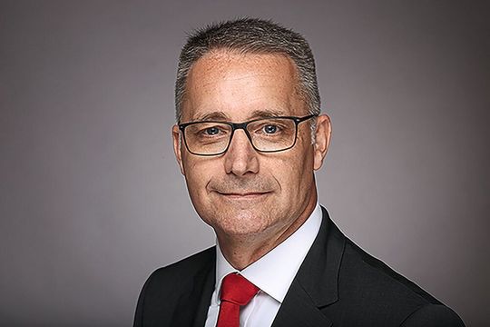 Kurt Bettenhausen ist seit dem 1. September neuer Vorstand bei Harting. Kurt Bettenhausen ist seit dem 1. September neuer Vorstand bei Harting.