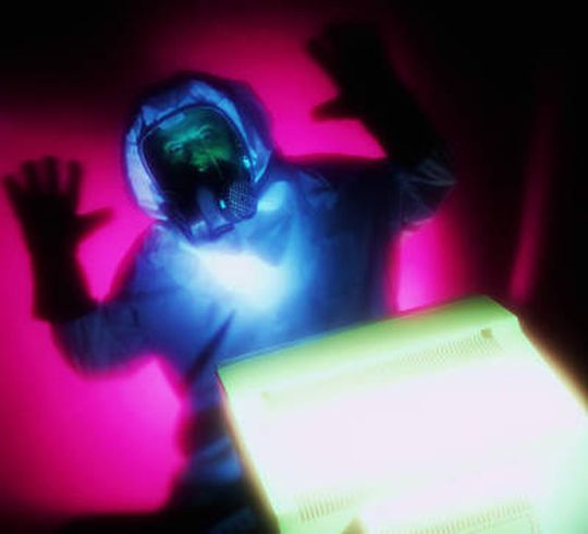 Angesichts der stetig wachsenden Malware-Gefahr entwickeln die Antivirus-Hersteller neue Schutzkonzepte. Angesichts der stetig wachsenden Malware-Gefahr entwickeln die Antivirus-Hersteller neue Schutzkonzepte.