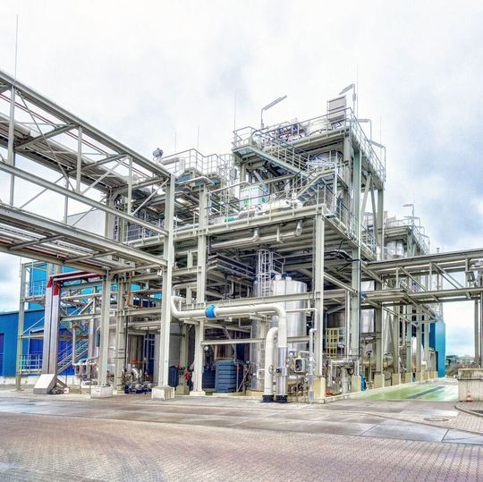 Die Chlorproduktion in Europa - hier Neolyse Ibbenbüren - war 2019 im Zuge eines gesunken Bedarfs aus der Chemie leicht rückläufig. Die Chlorproduktion in Europa - hier Neolyse Ibbenbüren - war 2019 im Zuge eines gesunken Bedarfs aus der Chemie leicht rückläufig.