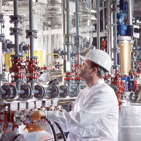Die Nachfrage nach Oxone Monopersulfat ist in den vergangenen Monaten unter anderem durch den Ausbruch der Afrikanischen Schweinepest und aufgrund der Corona-Pandemie deutlich gestiegen. (Symbolbild) Die Nachfrage nach Oxone Monopersulfat ist in den vergangenen Monaten unter anderem durch den Ausbruch der Afrikanischen Schweinepest und aufgrund der Corona-Pandemie deutlich gestiegen. (Symbolbild)