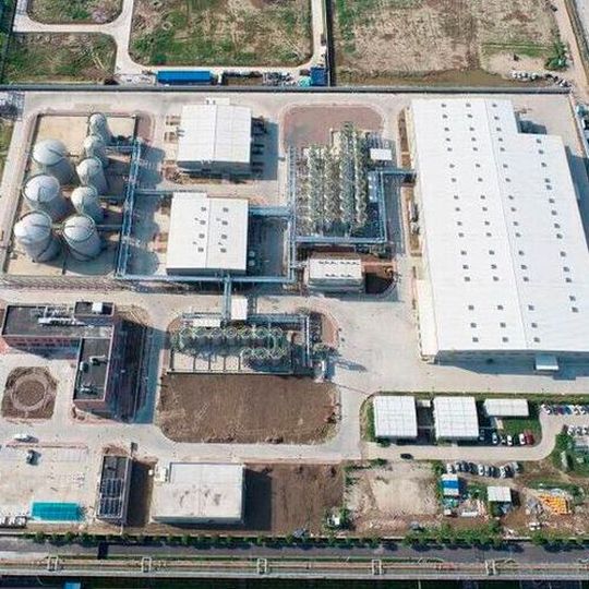 The Valvoline China Lubricant Plant in Zhangjiagang, Jiangsu Province, China was completed by Fluor ahead of schedule. The Valvoline China Lubricant Plant in Zhangjiagang, Jiangsu Province, China was completed by Fluor ahead of schedule.
