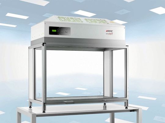 Mit der Spetec Laminar Flow Box können Reinraumbedingungen dort geschaffen werden, wo sie erforderlich sind. Mit der Spetec Laminar Flow Box können Reinraumbedingungen dort geschaffen werden, wo sie erforderlich sind.