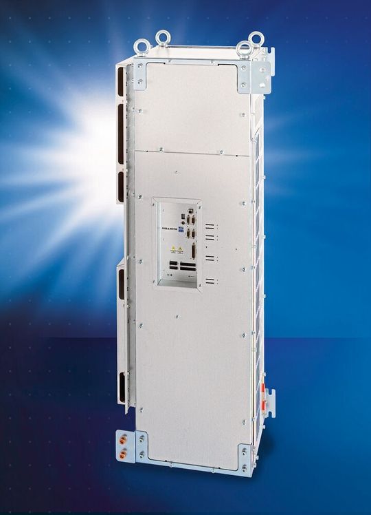 Für Anwendungen in Turbo-Gebläsen und -Kompressoren hat Sieb & Meyer das Leistungsspektrum der Drei-Level-Umrichter-Baureihe SD2M erweitert. Für Anwendungen in Turbo-Gebläsen und -Kompressoren hat Sieb & Meyer das Leistungsspektrum der Drei-Level-Umrichter-Baureihe SD2M erweitert.