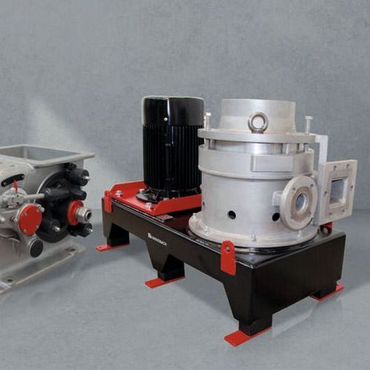 On a digital information platform, customers can inform themselves about process technology solutions for grinding and also for deaeration as well as simultaneous compaction of bulk solids. On a digital information platform, customers can inform themselves about process technology solutions for grinding and also for deaeration as well as simultaneous compaction of bulk solids.