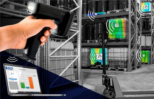 Neue RFID-Klebeetiketten von Brady ermöglichen das drahtlose Ablesen und Überwachen der Temperatur von Lagergut. Neue RFID-Klebeetiketten von Brady ermöglichen das drahtlose Ablesen und Überwachen der Temperatur von Lagergut.