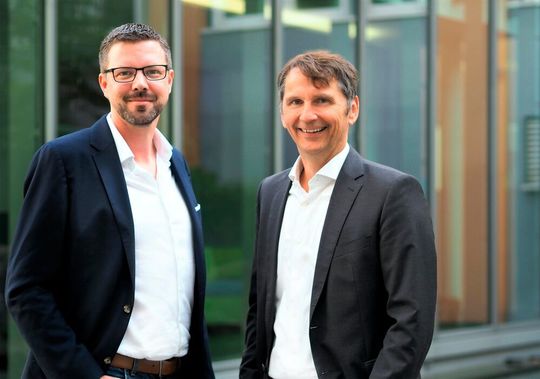 Torben Posert (l.) und Markus Meurer leiten beim Wiesbadener Bildverarbeitungs-Spezialisten Vitronic künftig die Geschickte der Business Unit Automation. Torben Posert (l.) und Markus Meurer leiten beim Wiesbadener Bildverarbeitungs-Spezialisten Vitronic künftig die Geschickte der Business Unit Automation.