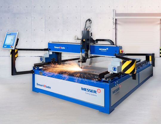 Wer Platzprobleme hat, sich aber dennoch dem Plasmaschneiden widmen will, der sollte laut Messer Cutting Systems zur Smartblade greifen. Die habe alles, was auch die „großen“ Schwestern drauf hätten. Wer Platzprobleme hat, sich aber dennoch dem Plasmaschneiden widmen will, der sollte laut Messer Cutting Systems zur Smartblade greifen. Die habe alles, was auch die „großen“ Schwestern drauf hätten.