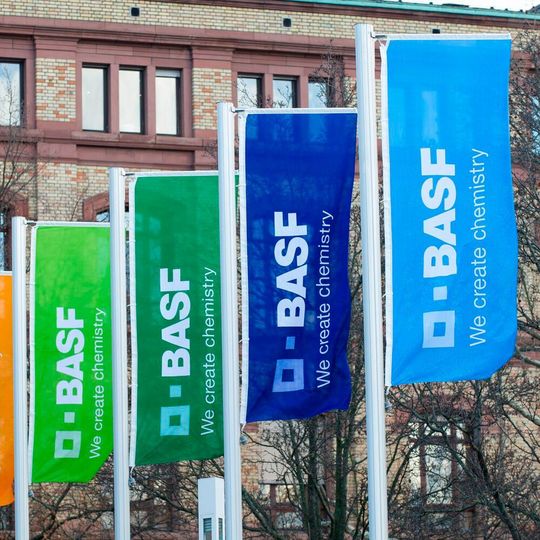 Ein globales Konzept soll das Dienstleistungsangebot für die Einheiten der BASF-Gruppe bündeln. Ein globales Konzept soll das Dienstleistungsangebot für die Einheiten der BASF-Gruppe bündeln.