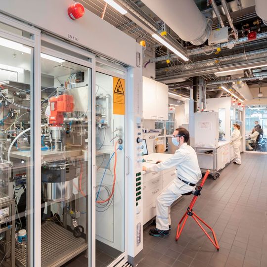Bis 2025 investiert Merck insgesamt eine Milliarde Euro in seine Konzernzentrale. Bis 2025 investiert Merck insgesamt eine Milliarde Euro in seine Konzernzentrale.