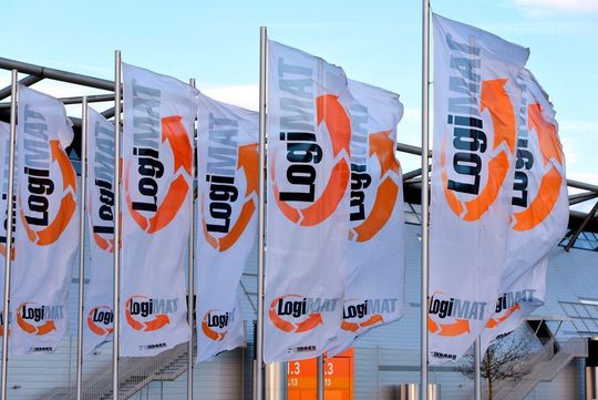 Die Stuttgarter Fachmesse Logimat wird 2021 vom März in die wärmere Jahreszeit verschoben. Neuer Termin ist vom 22. bis zum 24. Juni. Die Stuttgarter Fachmesse Logimat wird 2021 vom März in die wärmere Jahreszeit verschoben. Neuer Termin ist vom 22. bis zum 24. Juni.