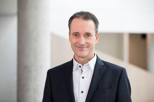 Oliver Gürtler leitet das Mittelstandsgeschäft bei Microsoft Deutschland.