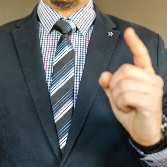 Schlechte Führung führt zu schlechter Leistung – das zeigt eine aktuelle Studie. Schlechte Führung führt zu schlechter Leistung – das zeigt eine aktuelle Studie.