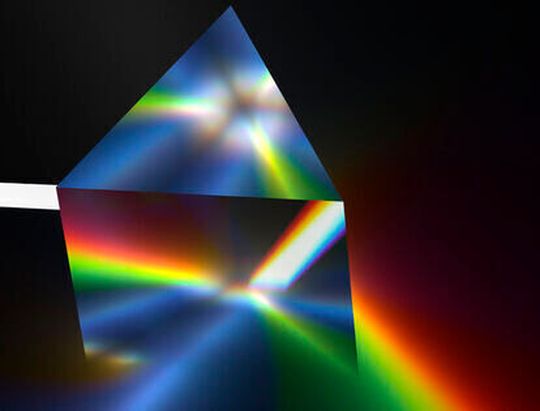Tohoku University researchers have improved a method for probing semiconducting crystals with light to detect defects and impurities. Tohoku University researchers have improved a method for probing semiconducting crystals with light to detect defects and impurities.