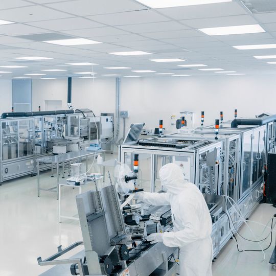 Emerson und Integra CMS arbeiten zusammen, um Kunden in der Life-Science-Industrie Unterstützung für kontinuierliche Fertigungsprozesse anbieten zu können. Emerson und Integra CMS arbeiten zusammen, um Kunden in der Life-Science-Industrie Unterstützung für kontinuierliche Fertigungsprozesse anbieten zu können.