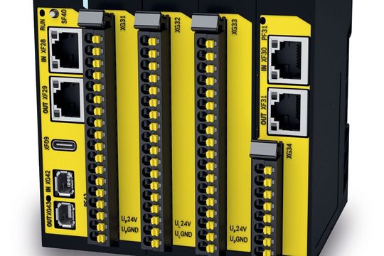 Mit ctrlX Safety bringt Bosch Rexroth eine reaktionsschnelle und kompakte Sicherheitslösung auf den Markt. Mit ctrlX Safety bringt Bosch Rexroth eine reaktionsschnelle und kompakte Sicherheitslösung auf den Markt.