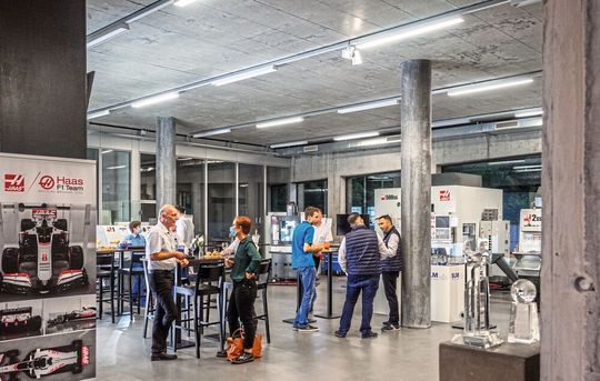 Am Technologieforum bei Urma AG ging es Ende September von der Bohrungsfeinbearbeitung bis hin zum Additive Manufacturing. Am Technologieforum bei Urma AG ging es Ende September von der Bohrungsfeinbearbeitung bis hin zum Additive Manufacturing.