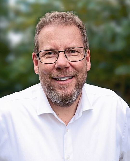 Kommt von einem Kunststoffverarbeiter mit Schwerpunkt in der Automobilindustrie zum Verpackungsmittelspezialist Ströbel: Marcus Mayr. Kommt von einem Kunststoffverarbeiter mit Schwerpunkt in der Automobilindustrie zum Verpackungsmittelspezialist Ströbel: Marcus Mayr.