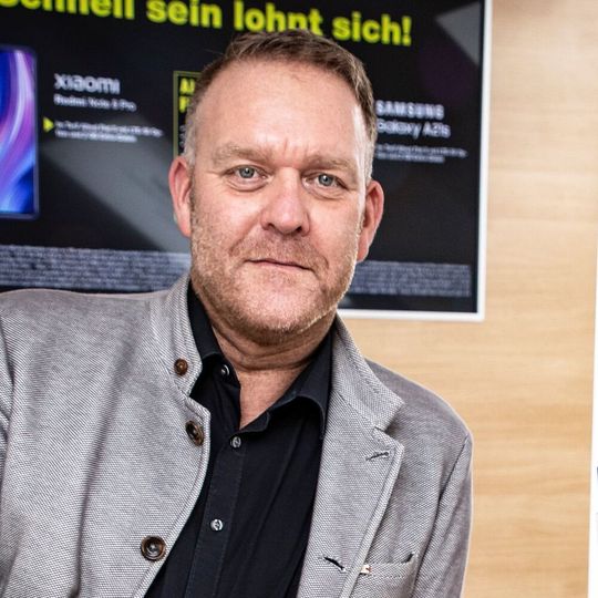 Peter Schwinn trat zum 1. November die neu geschaffene Stelle des Director Netzvermarktung GK bei Brodos an. Peter Schwinn trat zum 1. November die neu geschaffene Stelle des Director Netzvermarktung GK bei Brodos an.