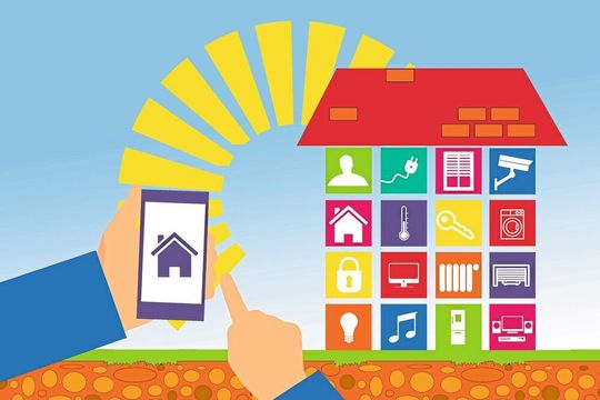 Cyberphysische Systeme bestimmen nicht nur den Alltag in einer Industrie 4.0 sondern stecken ebenso im Smart Home oder einzelnen Haushaltsgeräten. Cyberphysische Systeme bestimmen nicht nur den Alltag in einer Industrie 4.0 sondern stecken ebenso im Smart Home oder einzelnen Haushaltsgeräten.