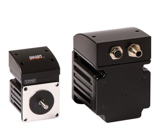 Als Smartmotor besitzt der S-Style die Fähigkeit komplexe Steuerungsaufgaben zu übernehmen, sodass er die SPS entlasten bzw. sogar komplett ersetzen kann.