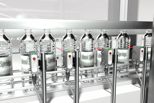 Sichere Erkennung transparenter Objekte mit den Reflexionslichtschranken PRK 3C, PRK 55 oder PRK 18B.