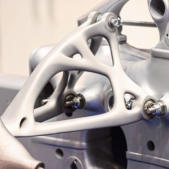 Blick in die Zukunft: Experten zeigen in virtuellen Showrooms und Fachreferaten Innovationen für Design, Konstruktion und Fertigungstechnik rund um Additive Manufacturing. Blick in die Zukunft: Experten zeigen in virtuellen Showrooms und Fachreferaten Innovationen für Design, Konstruktion und Fertigungstechnik rund um Additive Manufacturing.