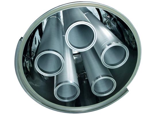 Der neuartige Metallfilter von Oystar Hüttlin lässt sich öffnen und beschleunigt damit die Reinigung. Der neuartige Metallfilter von Oystar Hüttlin lässt sich öffnen und beschleunigt damit die Reinigung.