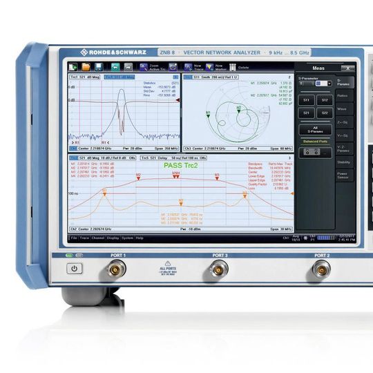 Mit dem 4-Tor-Vektornetzwerkanalysator R&S ZNB8 hat Rohde & Schwarz zusammen mit Rosenberger Ethernet-Verbindungen nach den aktuellen T9-Spezifikationen untersucht. Mit dem 4-Tor-Vektornetzwerkanalysator R&S ZNB8 hat Rohde & Schwarz zusammen mit Rosenberger Ethernet-Verbindungen nach den aktuellen T9-Spezifikationen untersucht.