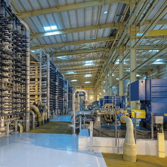 The Al Khafji desalination plant uses reverse osmosis to produce 60,000 m³ of fresh water per day. The Al Khafji desalination plant uses reverse osmosis to produce 60,000 m³ of fresh water per day.