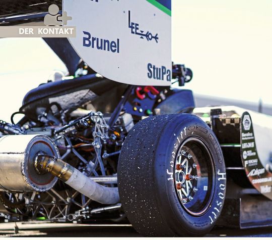 0 auf 100 km/h in 4.0 s, Hubraum 477,5 cm³, Leistung 44.7 kW (60PS) bei 9250 U/min. 0 auf 100 km/h in 4.0 s, Hubraum 477,5 cm³, Leistung 44.7 kW (60PS) bei 9250 U/min.