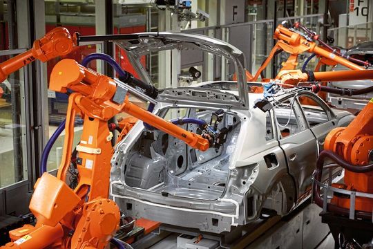 Das Verfahren eignet sich für die materialsparende, automatisierte und optisch einwandfreie Abdichtung komplexer Geometrien oder schwer zugänglicher Stellen.